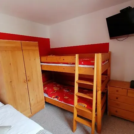 Na Horach Apartment